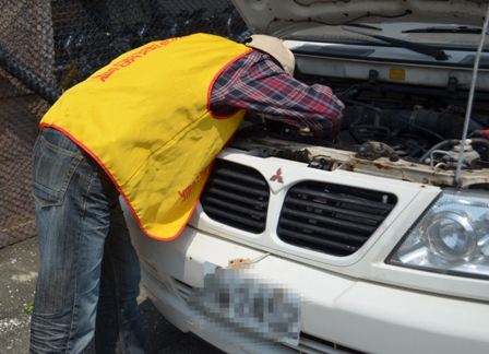 監理所除了辦理行照駕照發放，還有驗車服務。