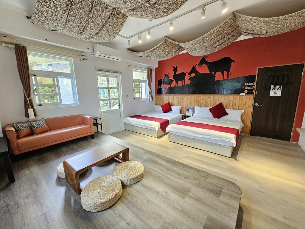 房型3:時尚達悟山海景四人加大家庭式套房