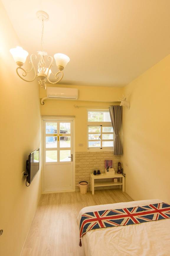 房型4:英式鄉村山景雙人雅房