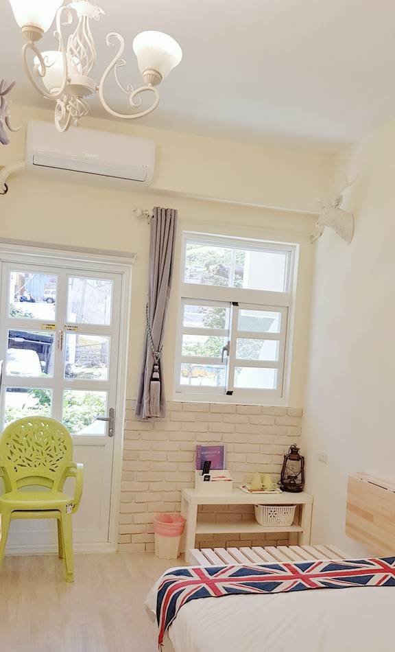 房型4:英式鄉村山景雙人雅房