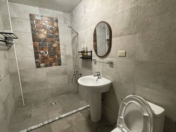 大翅鯨四人套房