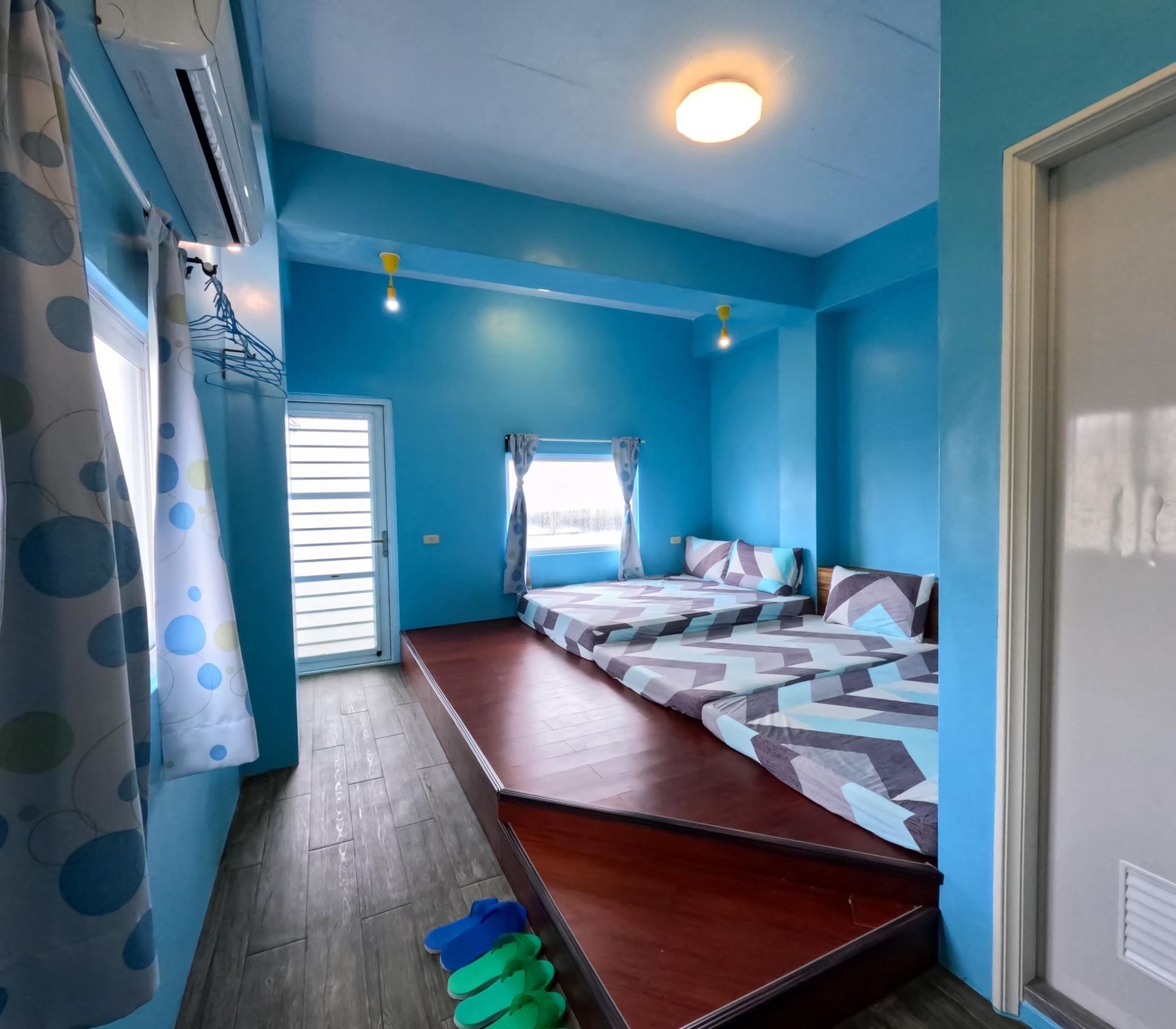 海景四人套房《限時優惠價1晚/2800》