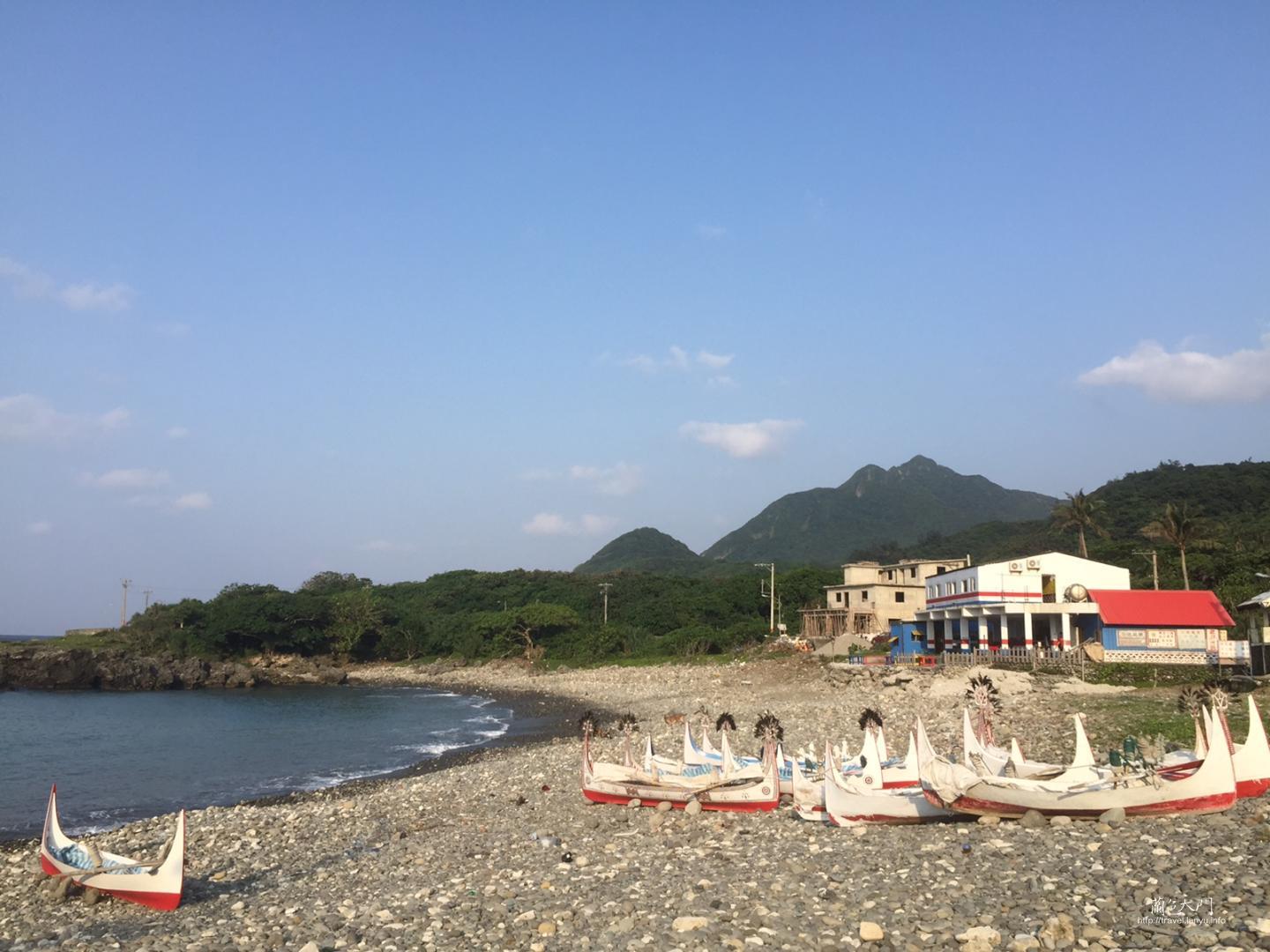 民宿位於朗島海邊上方