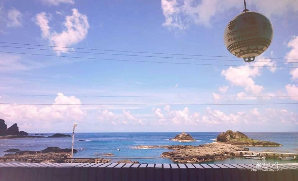 外面就是東清灣