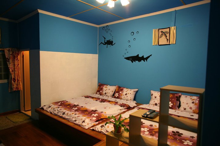 [本館]藍色四人套房